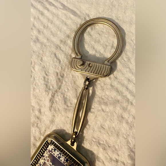 Vintage Souvenir Keychain from the Toledo Cathedral in Toledo, Spain - Picture 6 of 7